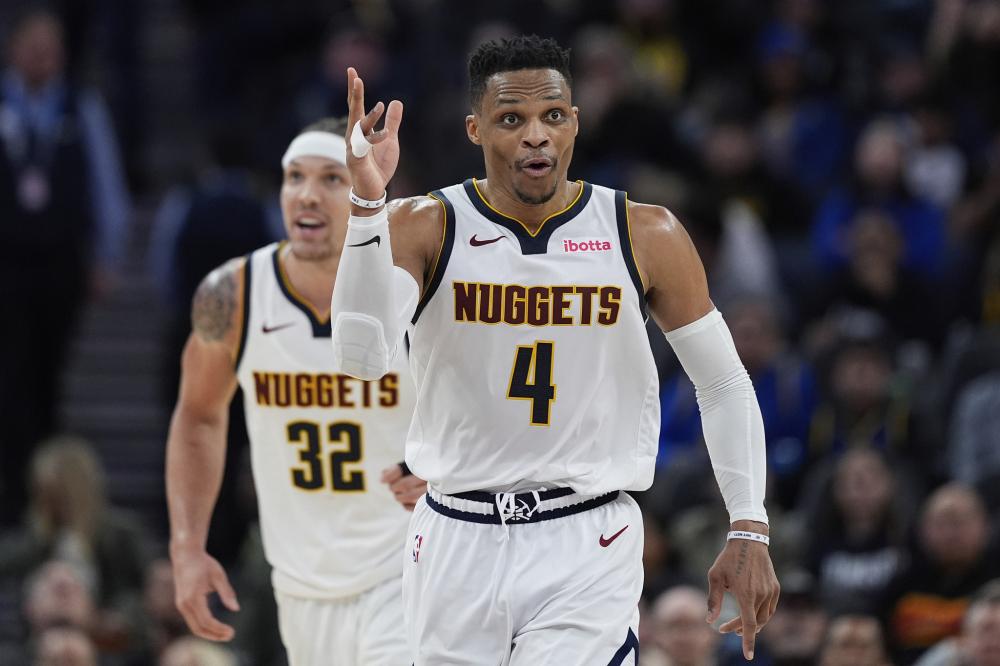 队的中场杀 队的中场杀