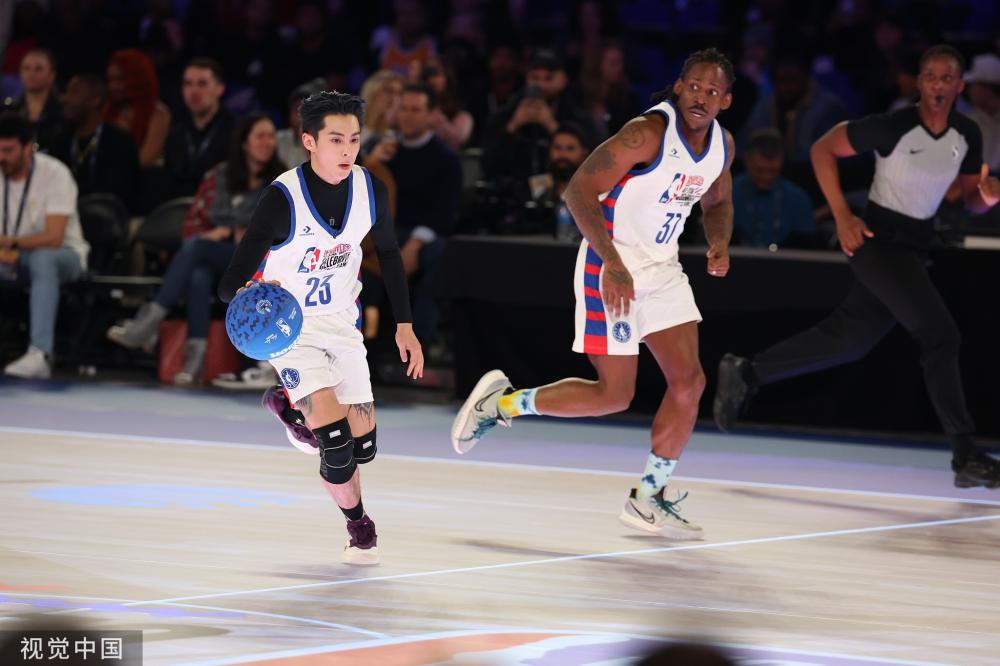 这位年轻的 这位年轻的