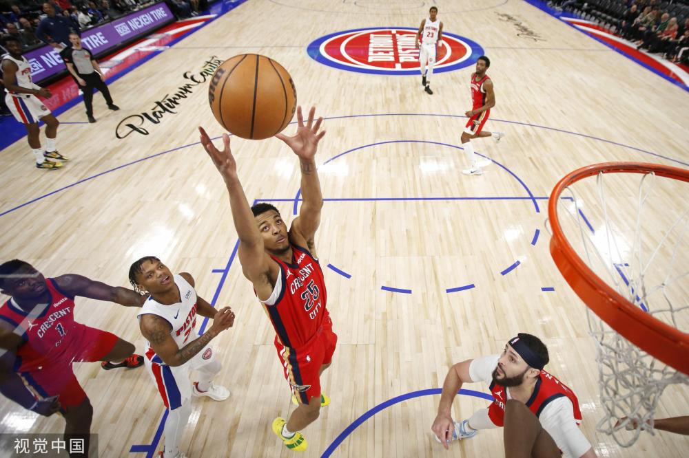 的冷静和自 的冷静和自